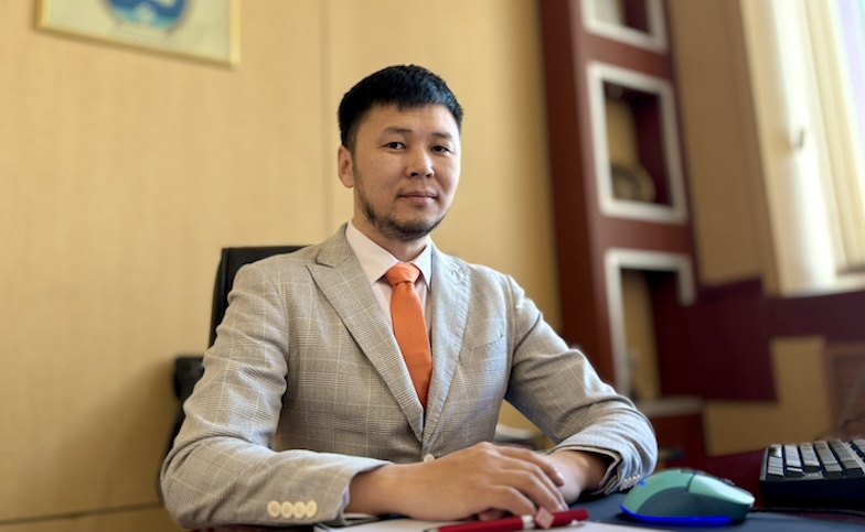 Э.ТӨМӨРЧӨДӨР